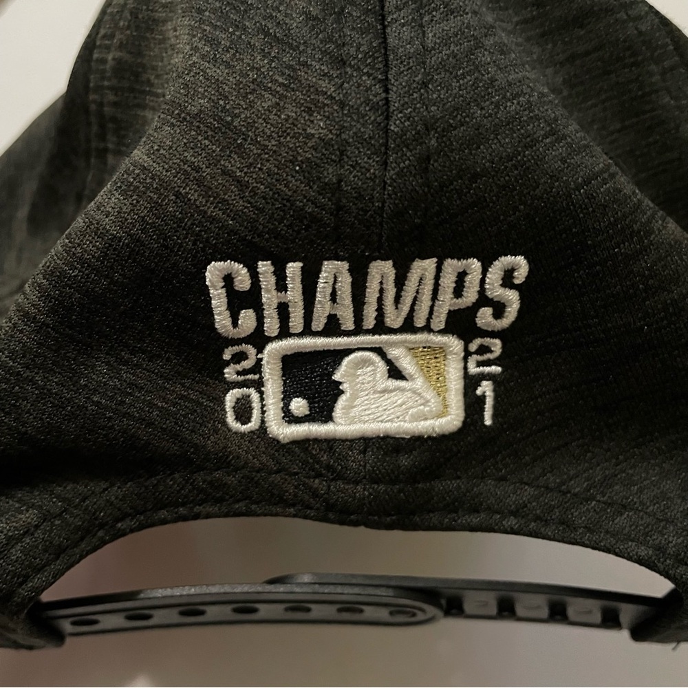 Atlanta Braves Black & Gold World Series 2021 Baseball Cap - Picture 4 of 7